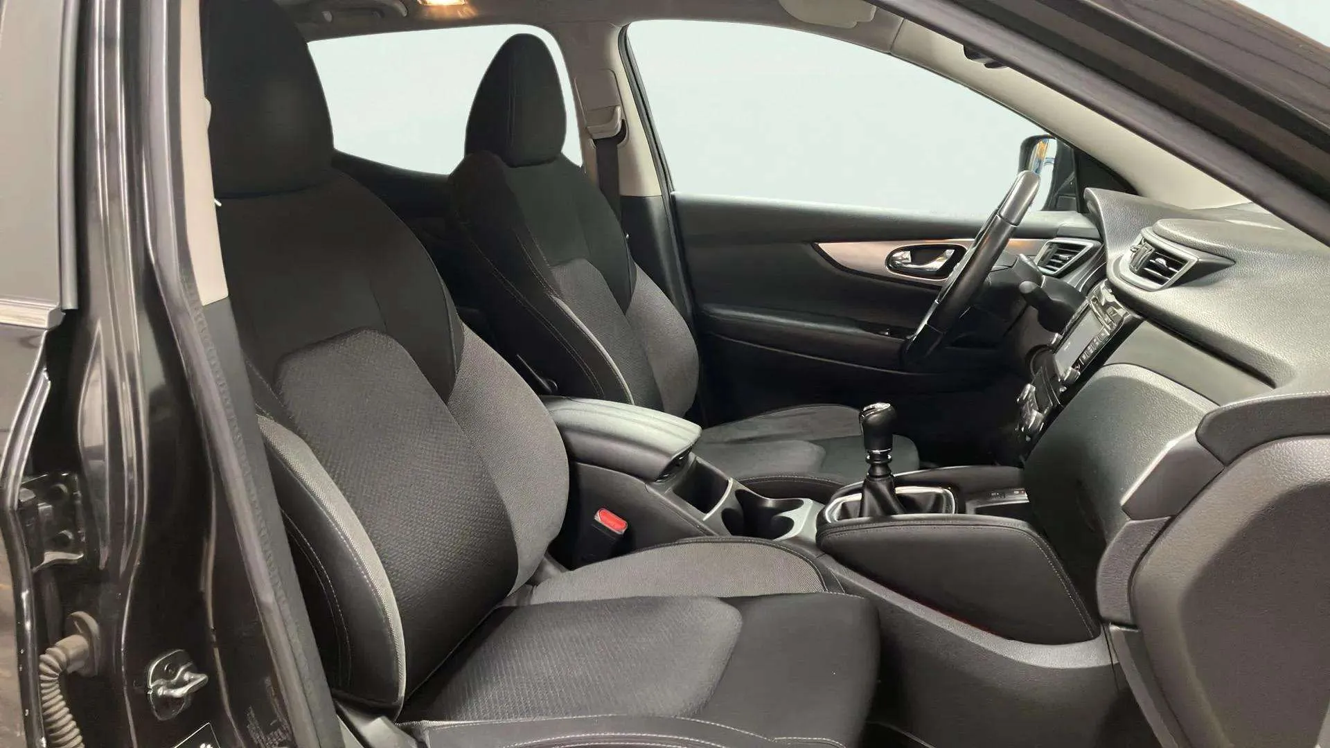 Nissan Qashqai DIG-T E6D N-Connecta - foto 15