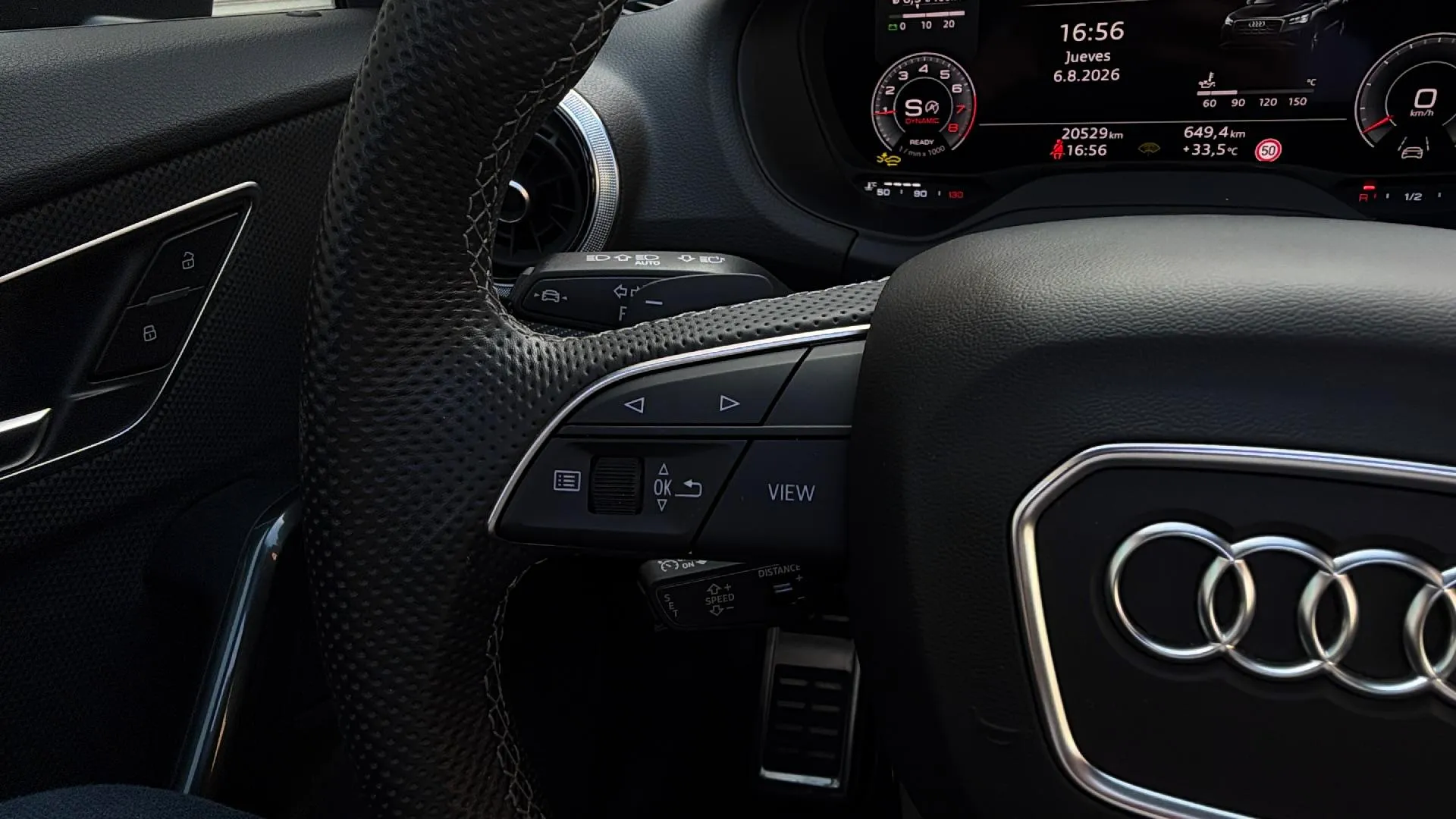 Audi Q2 Adrenalin Black E 35 TFSI S tronic - foto 22