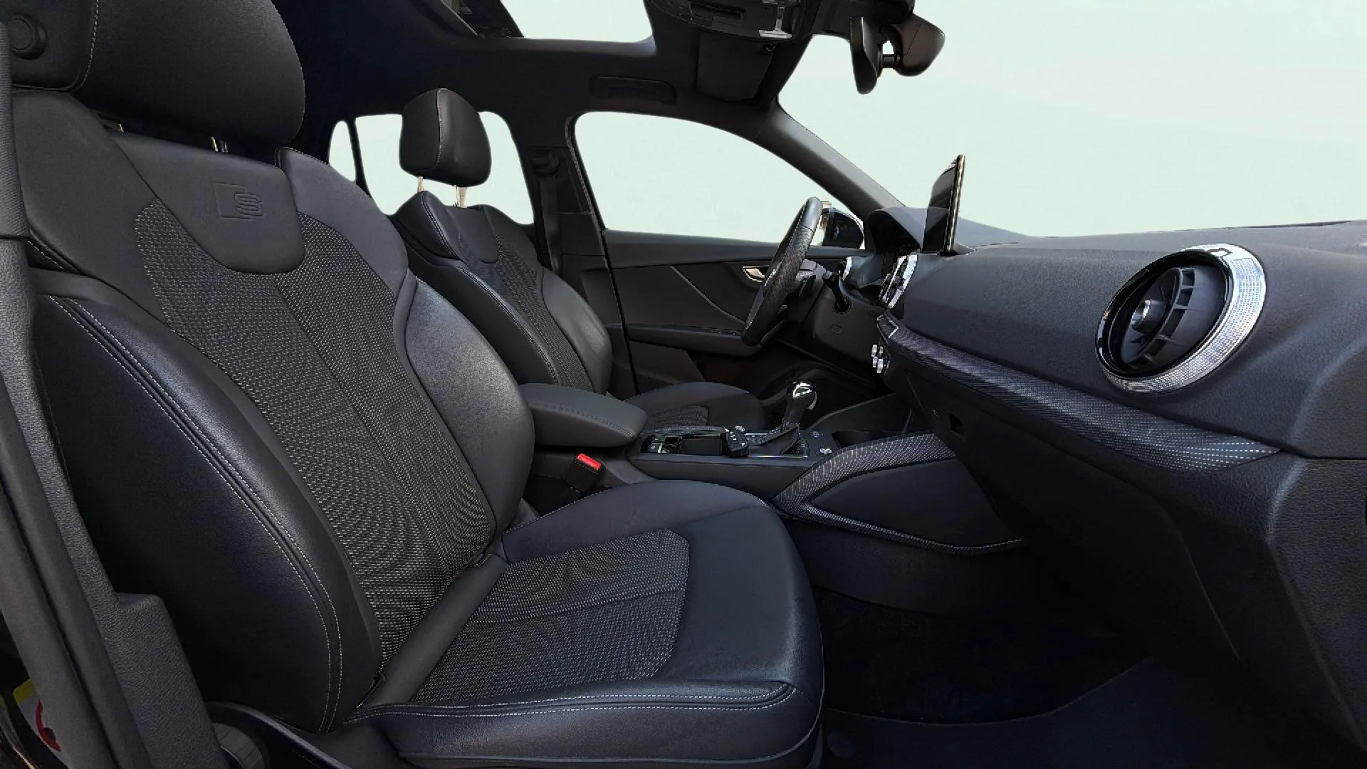 Audi Q2 Adrenalin Black E 35 TFSI S tronic - foto 13