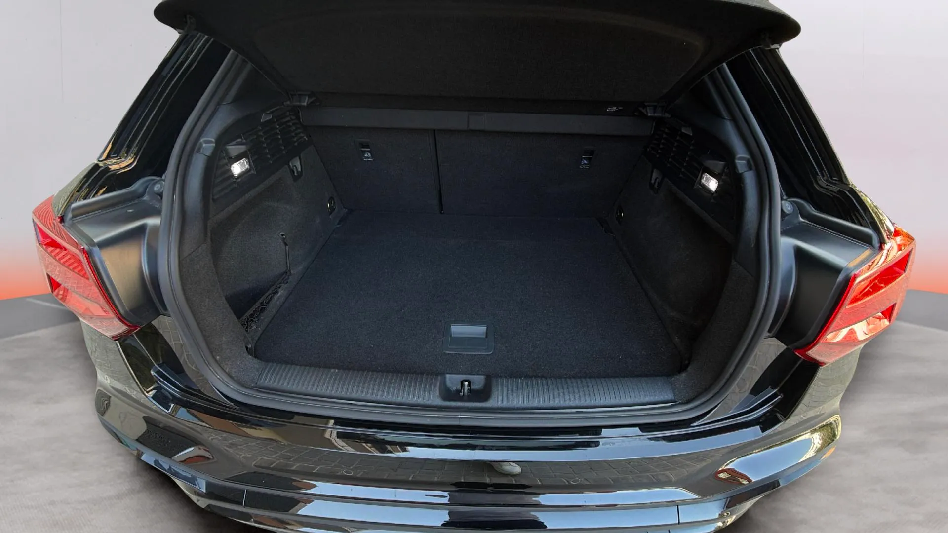 Audi Q2 Adrenalin Black E 35 TFSI S tronic - foto 15