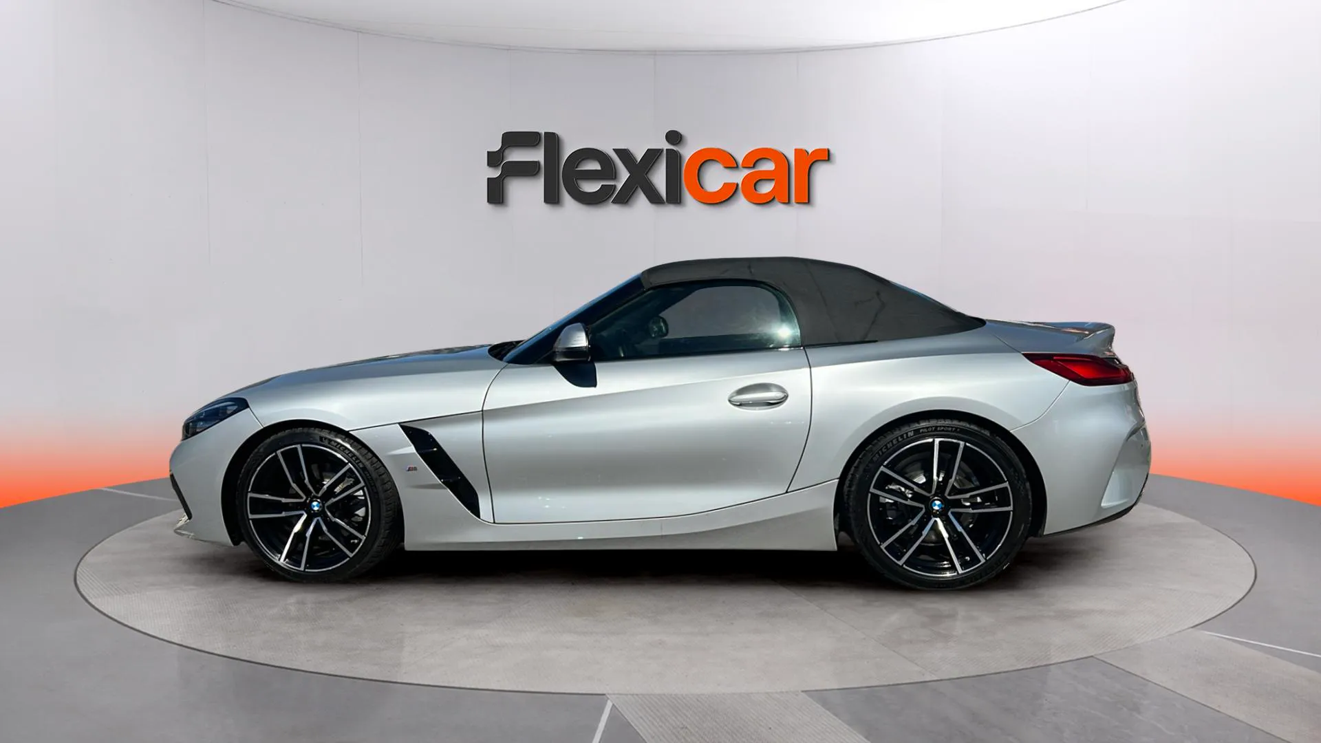 BMW Z4 sDrive20i - foto 8