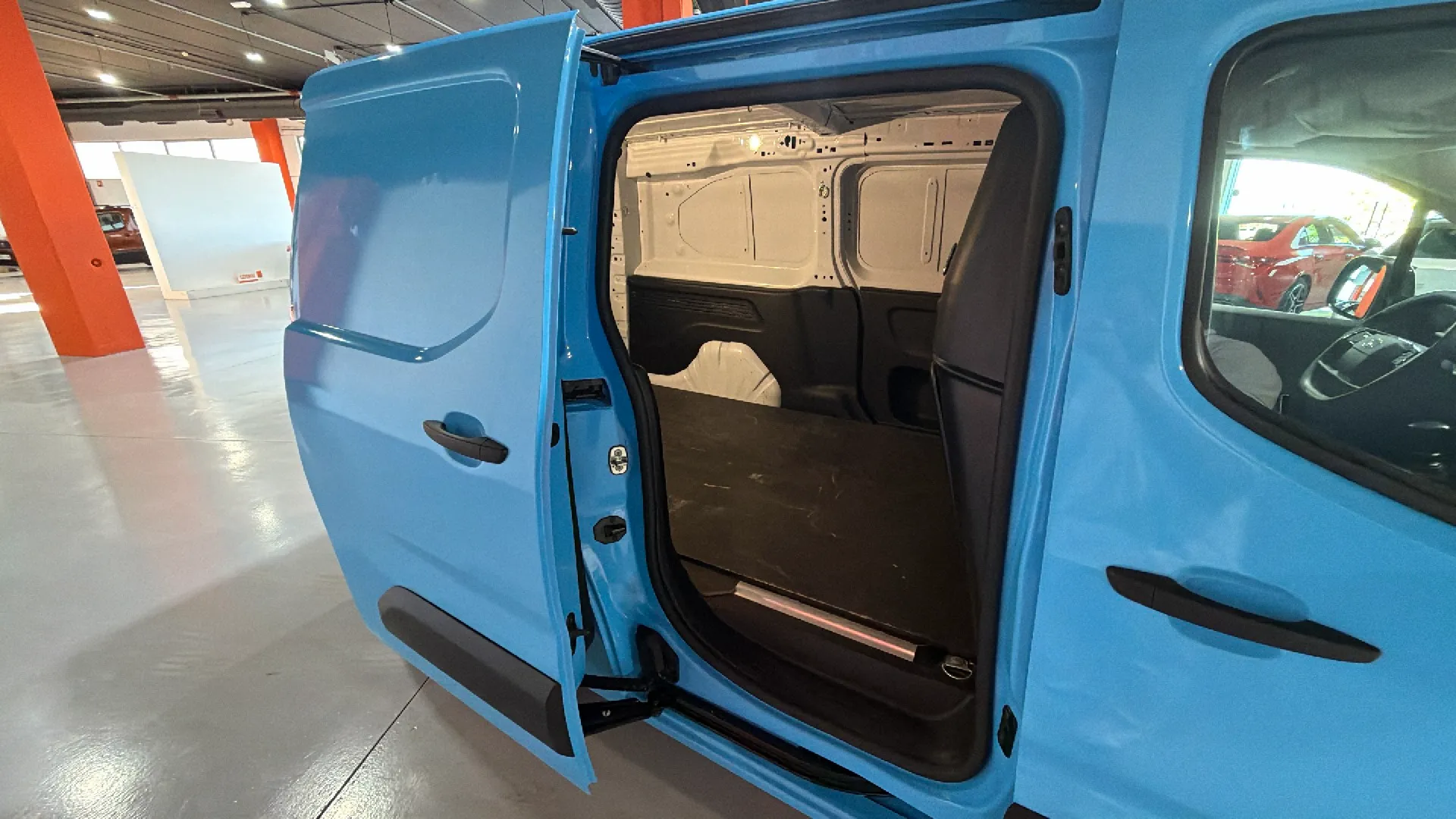 Toyota Proace City Combi N1 L2 1.5D VX - foto 23