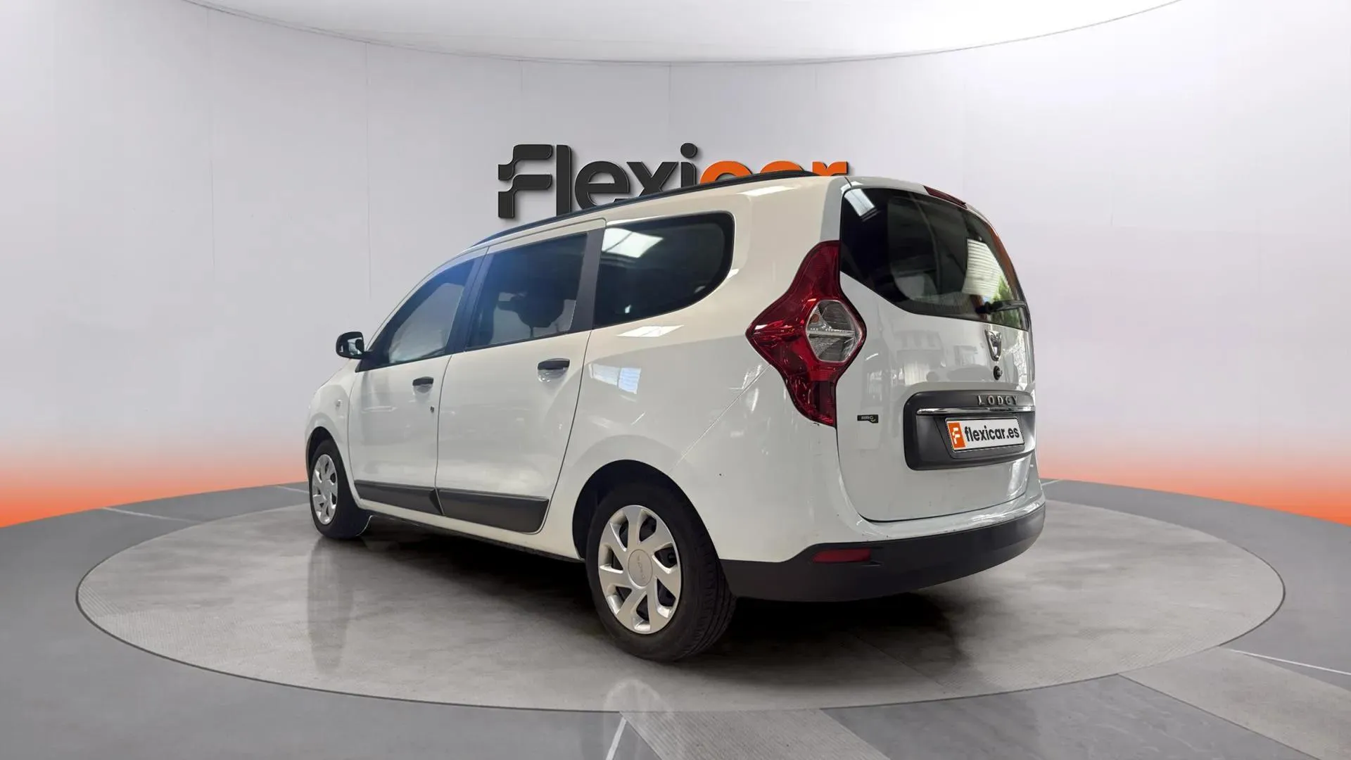 Dacia Lodgy Comfort TCe 5 plazas GPF - foto 4