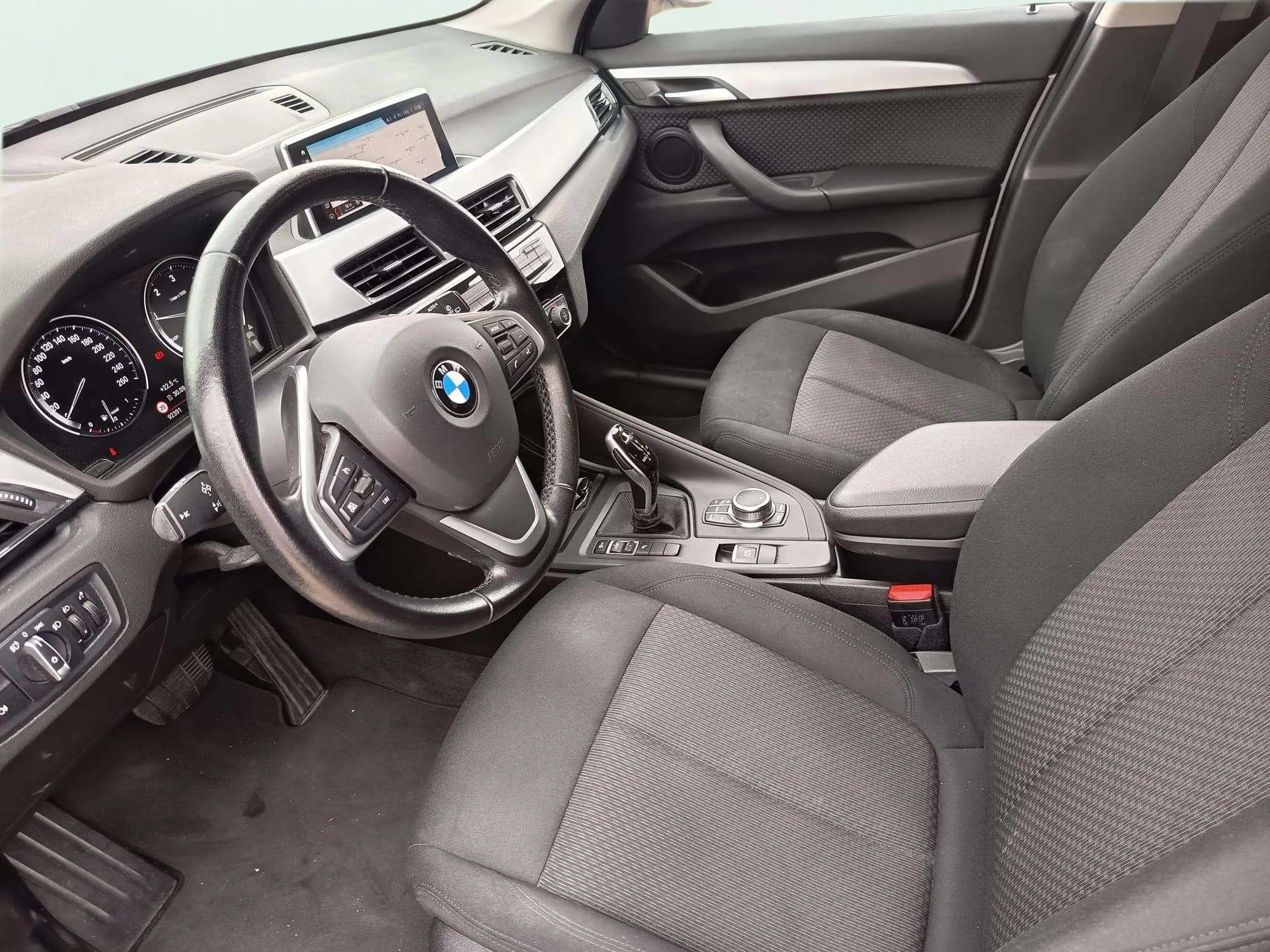 BMW X1 sDrive18d - foto 9