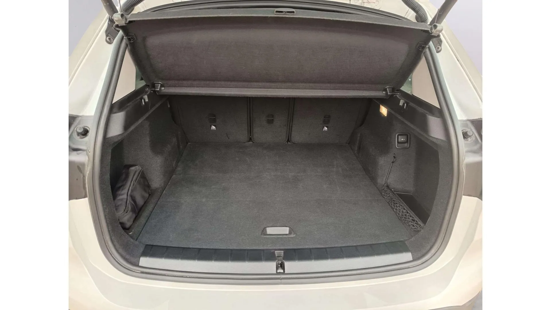 BMW X1 sDrive18d - foto 20