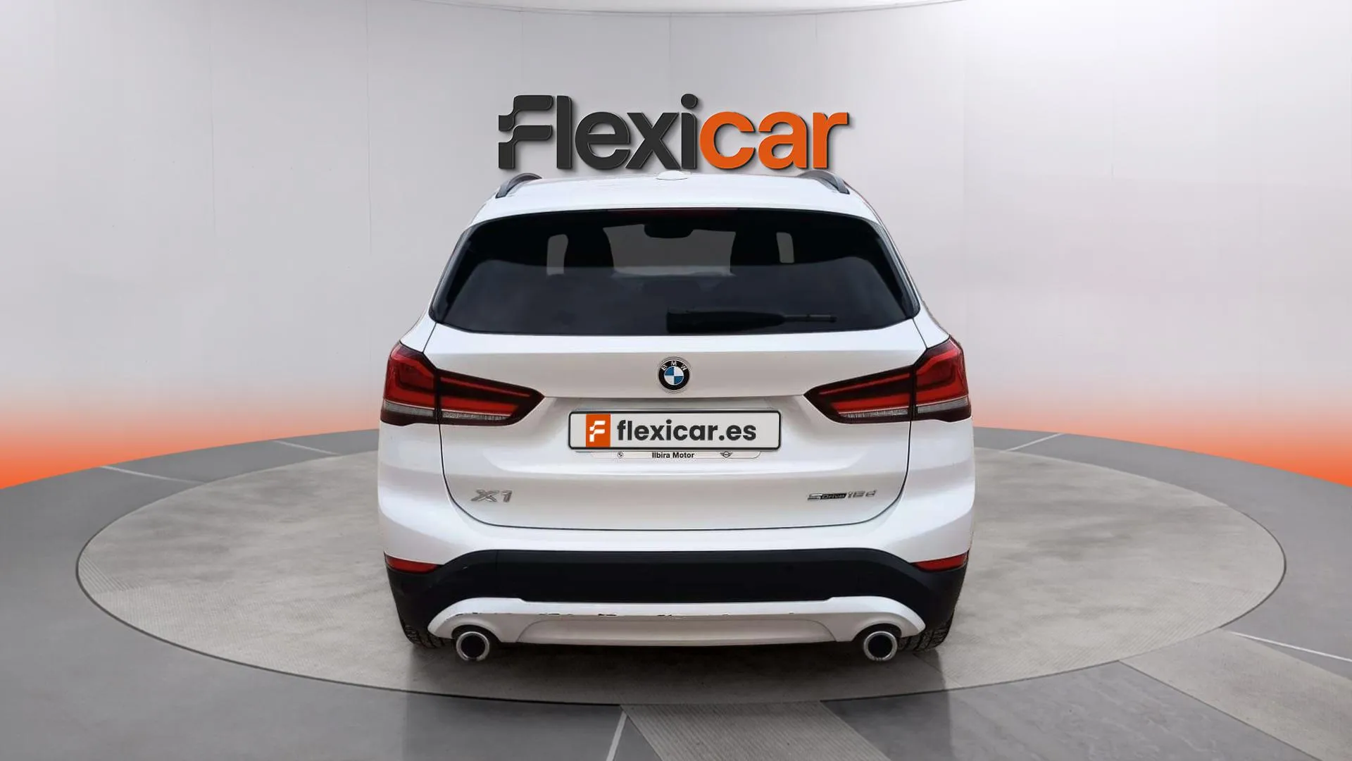 BMW X1 sDrive18d - foto 6