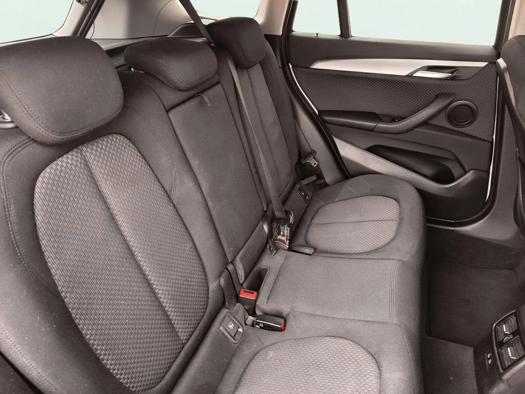 BMW X1 sDrive18d - foto 19