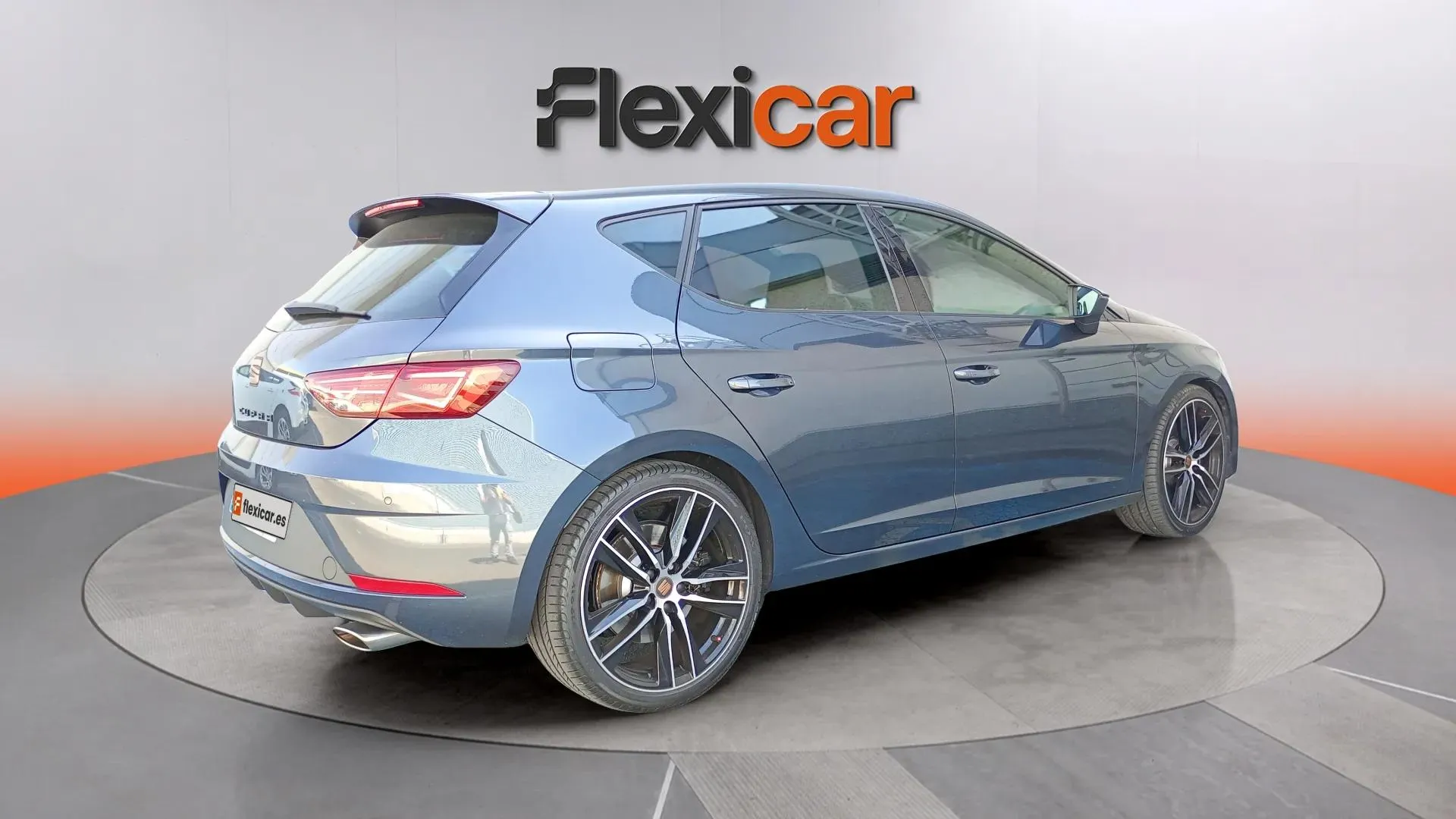 SEAT León 2.0 TSI DSG-7 Cupra - foto 4