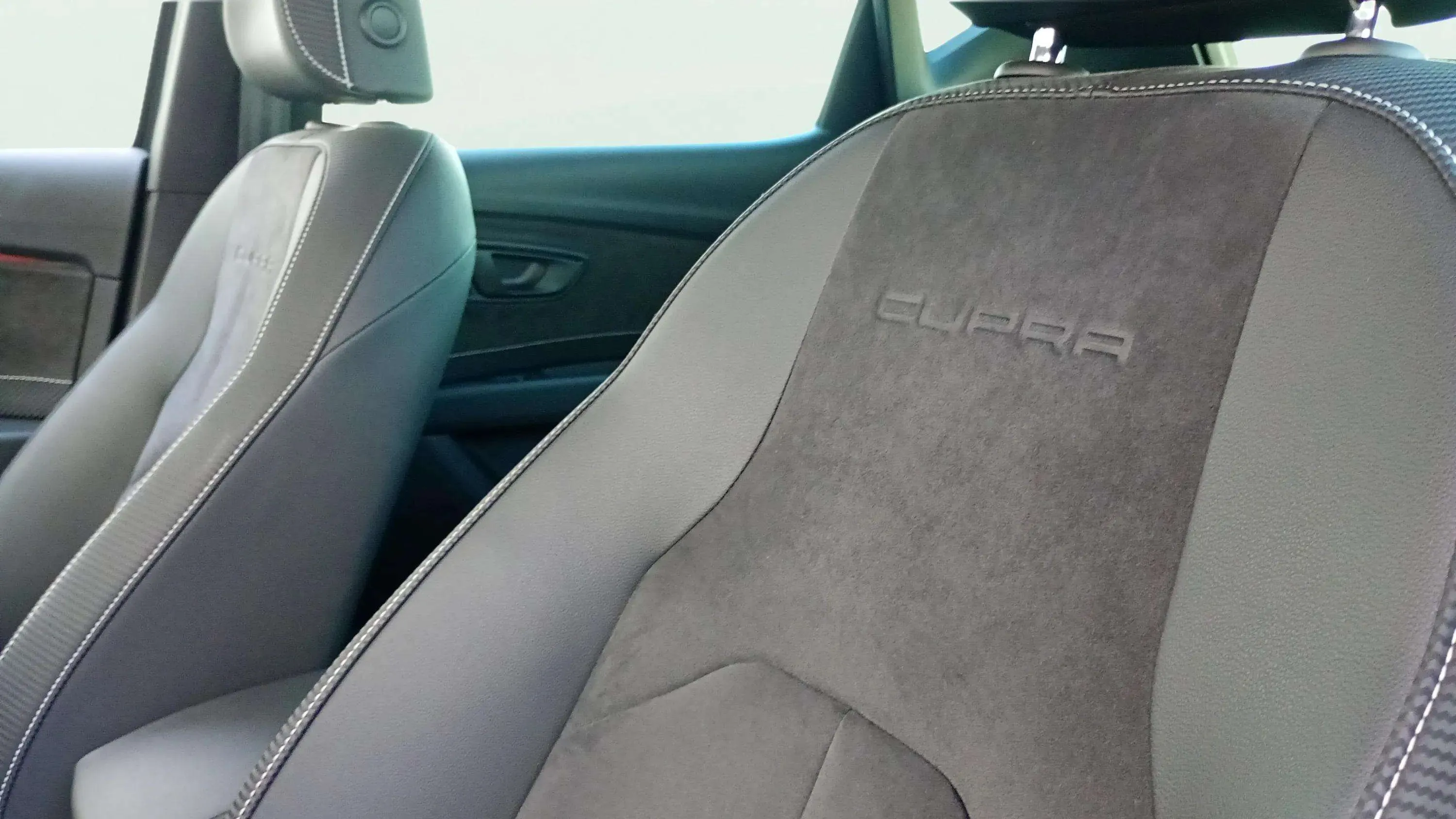 SEAT León 2.0 TSI DSG-7 Cupra - foto 35