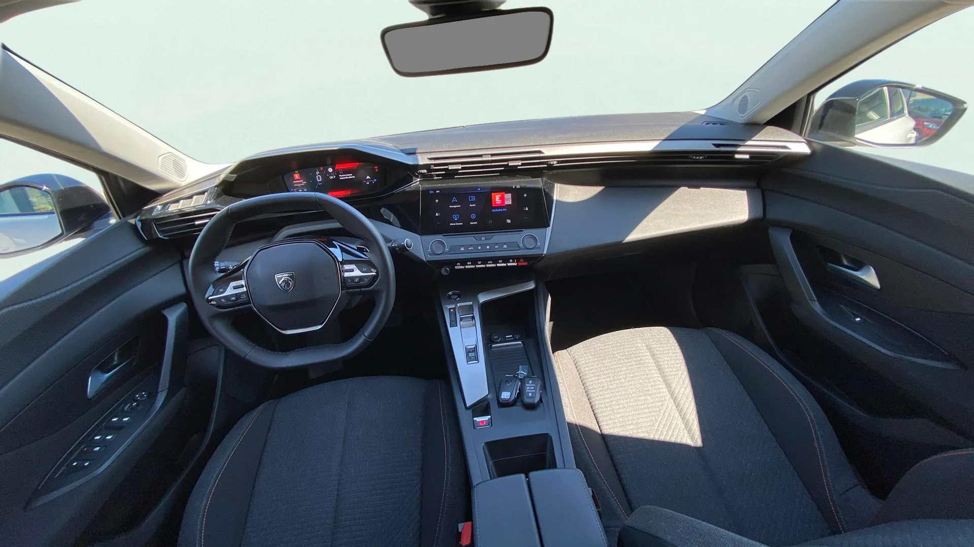 Peugeot 308 Allure BlueHDi 130 EAT8 - foto 14