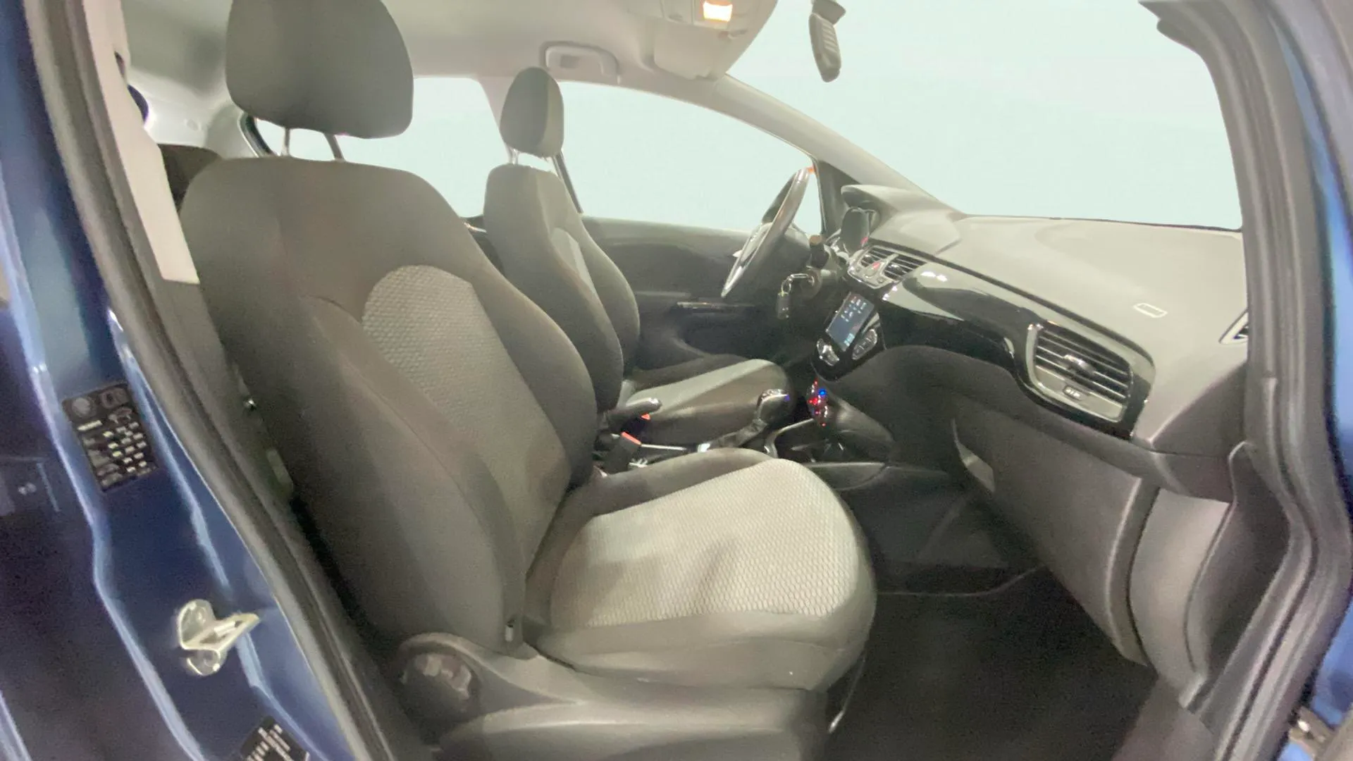 Opel Corsa 1.4 Selective Easytronic - foto 14