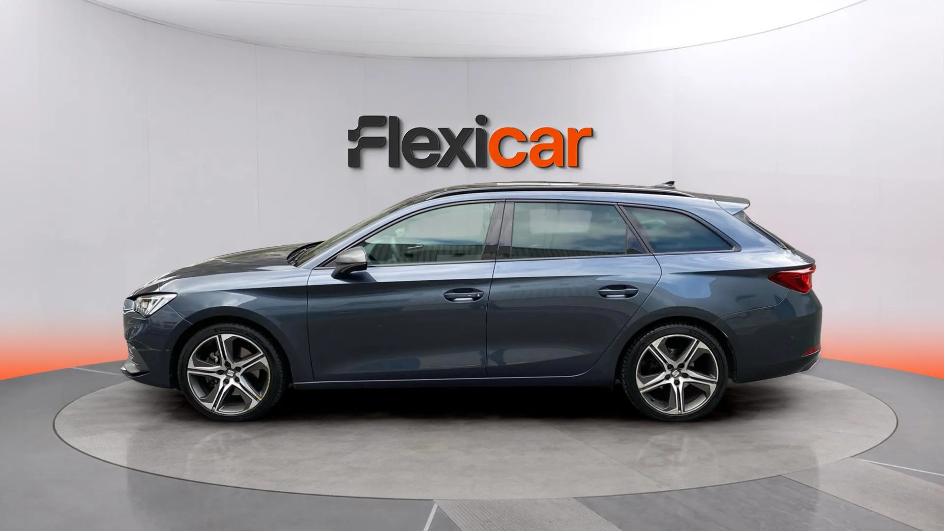SEAT León SP 1.5 eTSI DSG FR - foto 5
