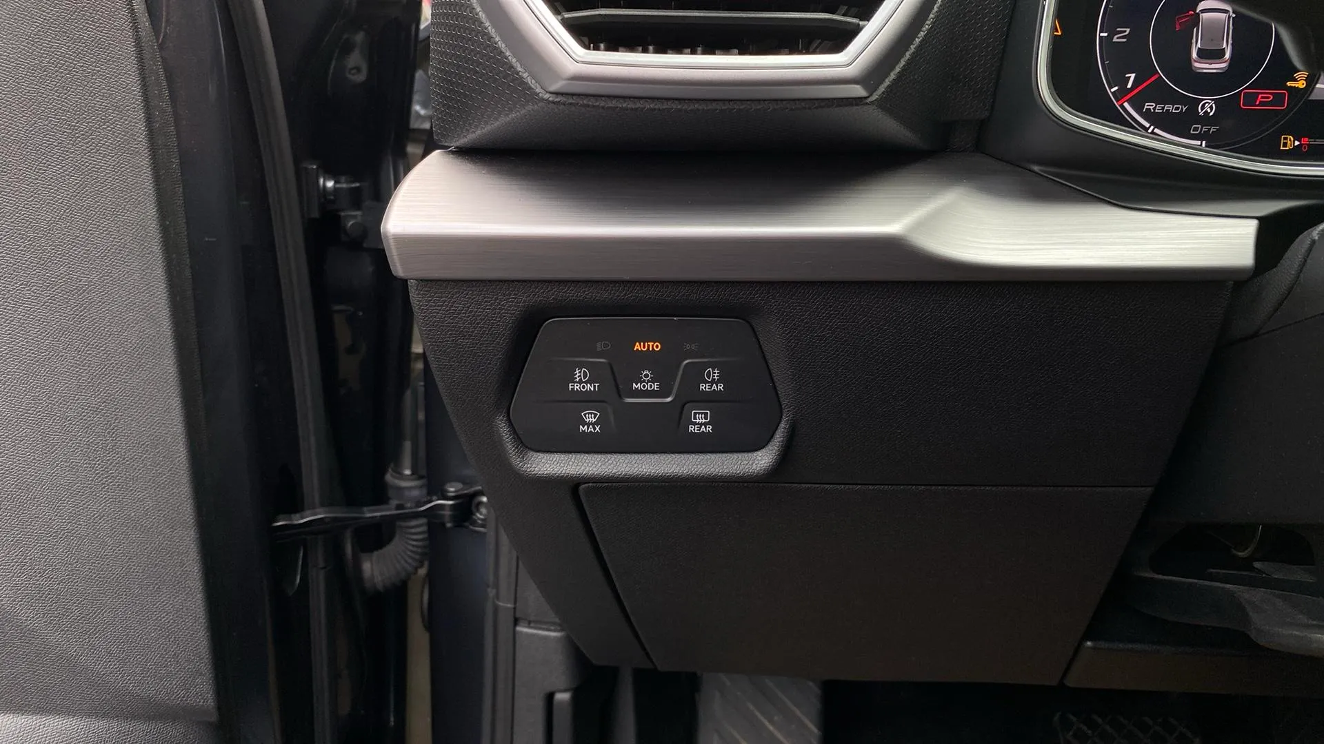 SEAT León SP 1.5 eTSI DSG FR - foto 19