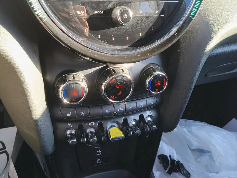 MINI Cooper SE - foto 12