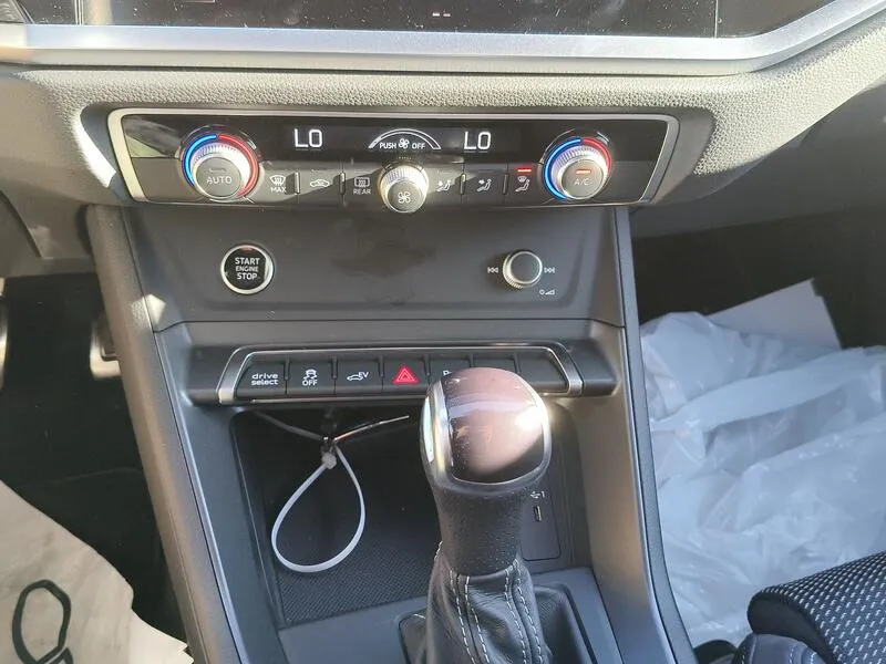 Audi Q3 45 TFSI e Sportback S tronic S Line - foto 12