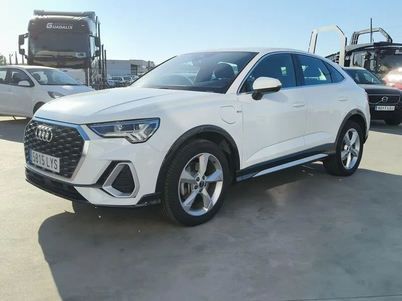 Audi Q3 45 TFSI e Sportback S tronic S Line - foto 2