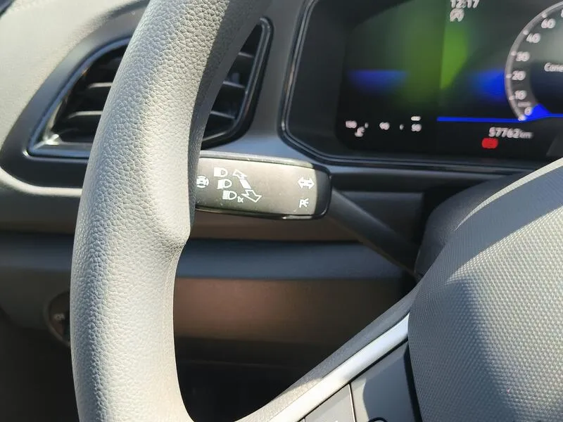 Volkswagen T-Roc 2.0 TDI - foto 26