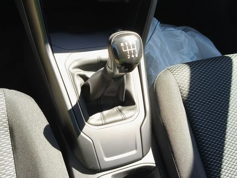 Volkswagen T-Roc 2.0 TDI - foto 13