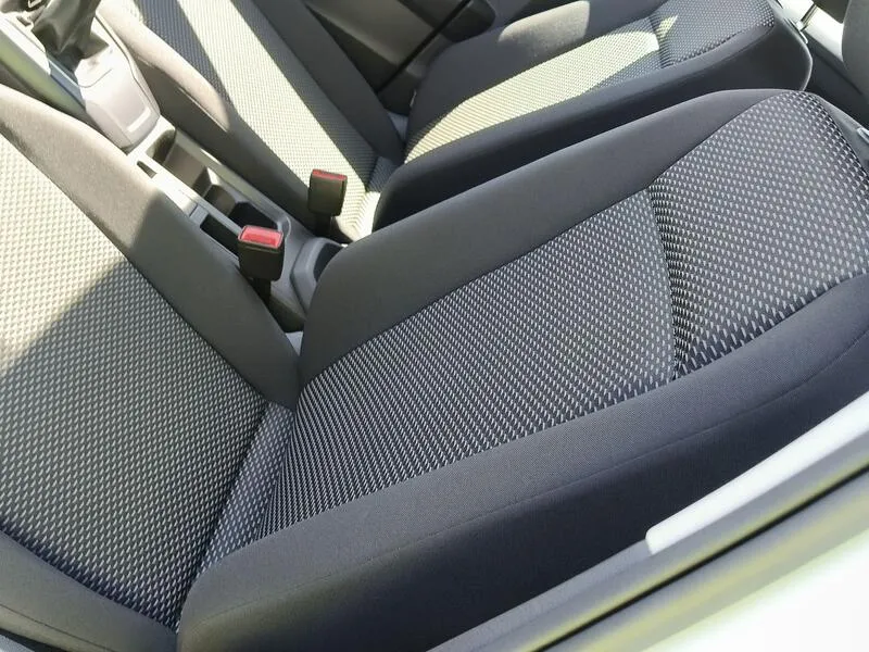 Volkswagen T-Roc 2.0 TDI - foto 30