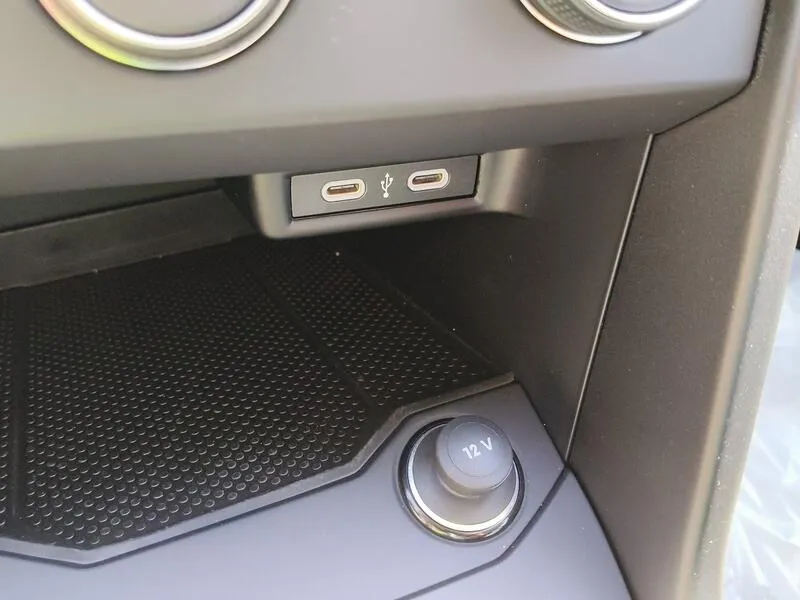 Volkswagen T-Roc 2.0 TDI - foto 15