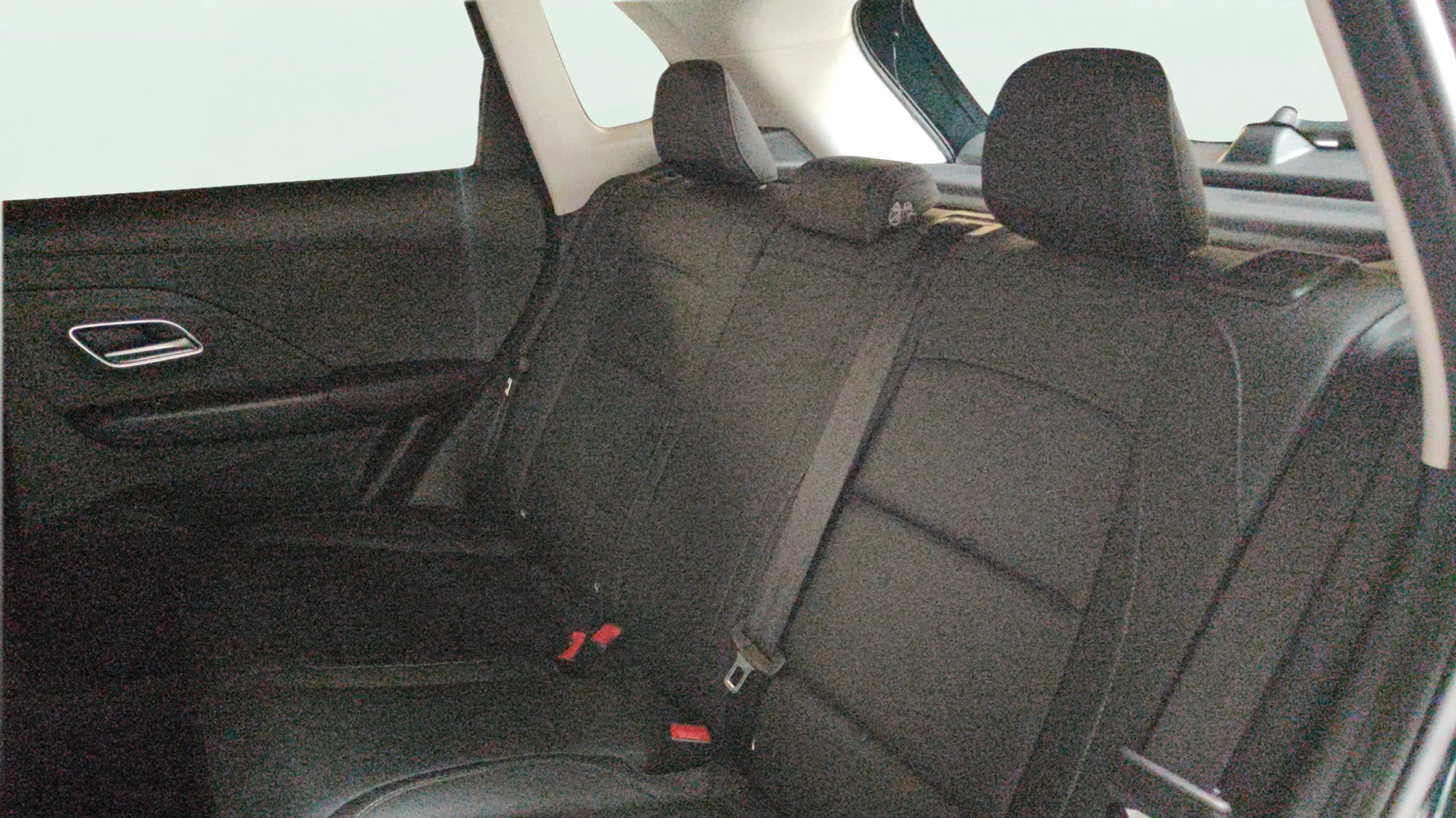 MG ZS Hybrid+ Luxury - foto 23
