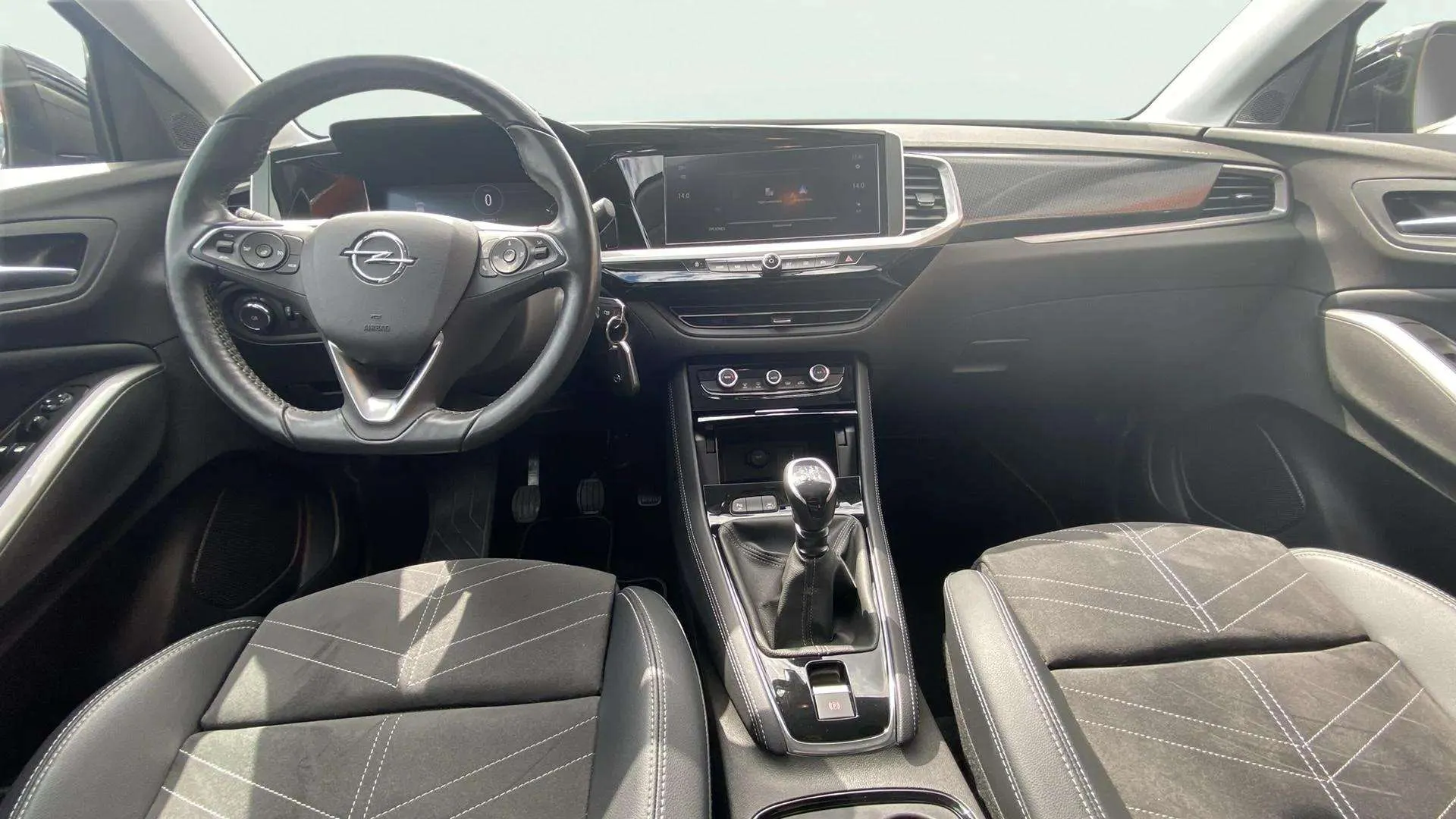 Opel Grandland 1.2T XHT MT6 GS - foto 11