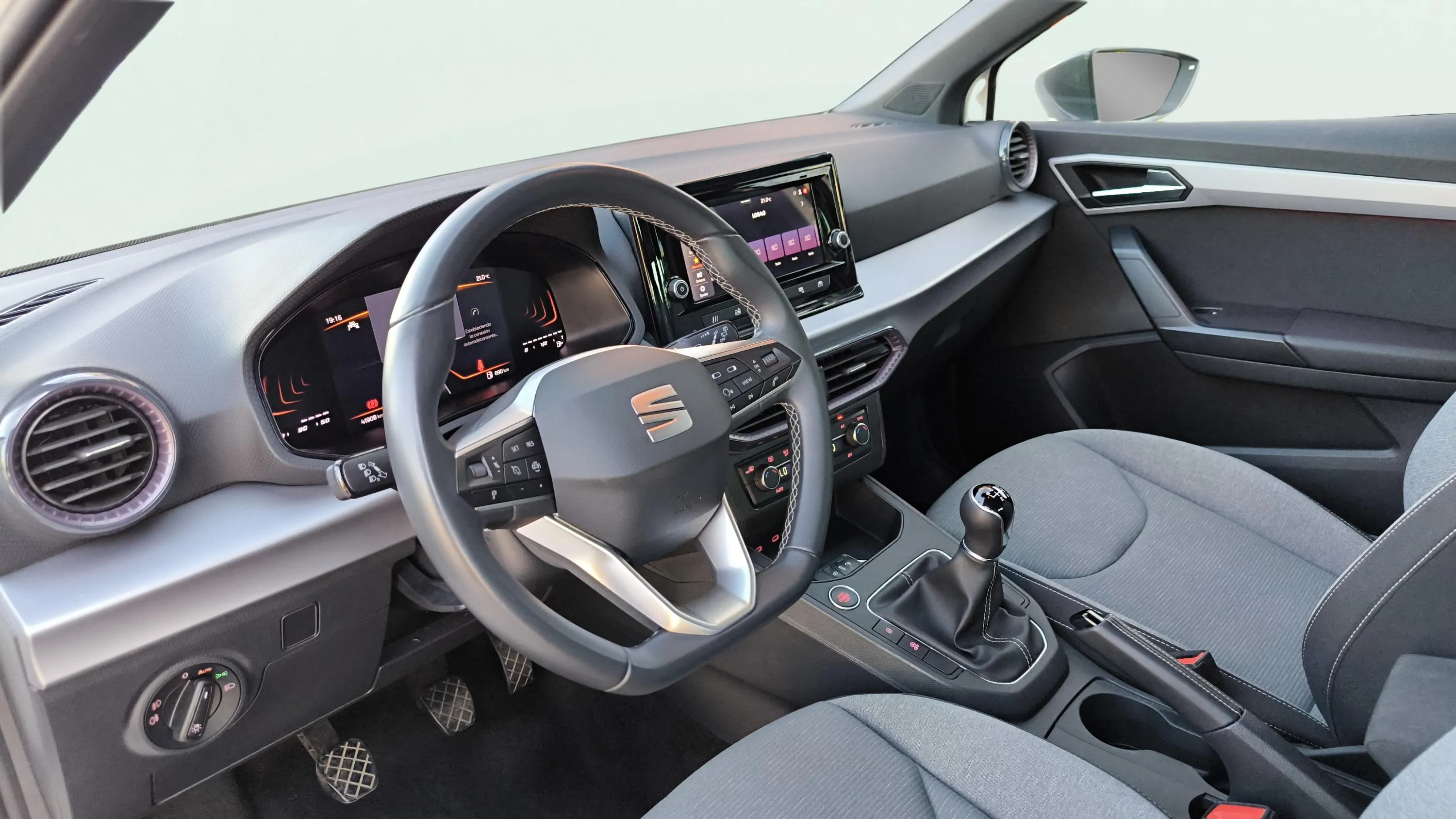 SEAT Ibiza 1.0 TSI Xcellence - foto 30