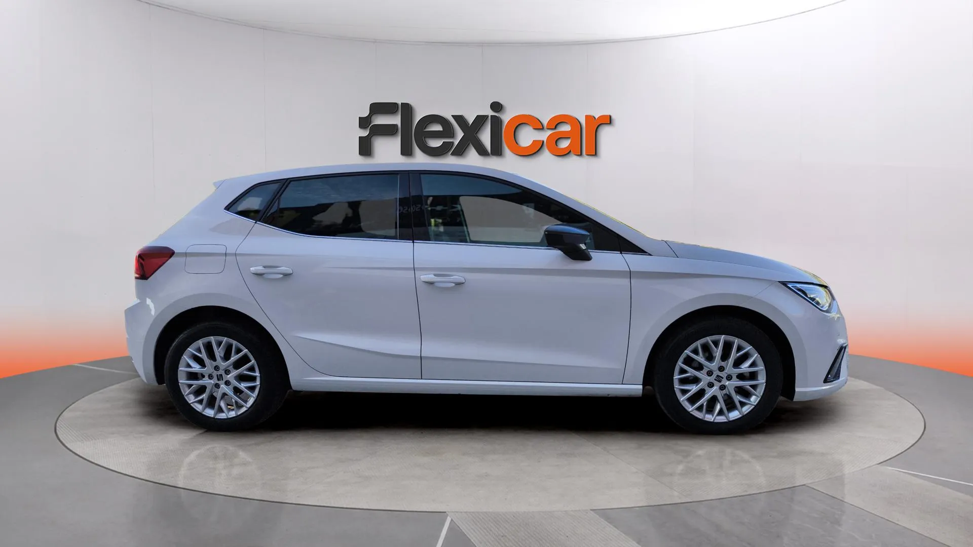 SEAT Ibiza 1.0 TSI Xcellence - foto 3