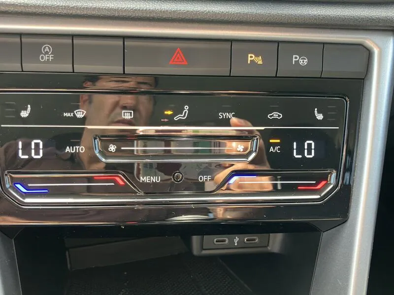 Volkswagen T-Roc 1.0 TSI Life - foto 32