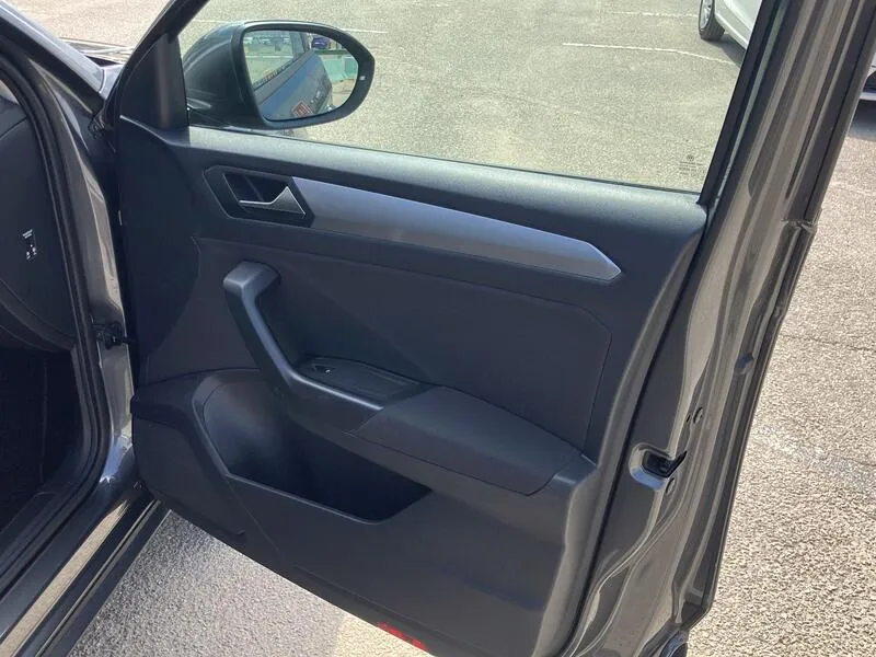 Volkswagen T-Roc 1.0 TSI Life - foto 21