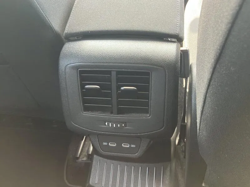 Volkswagen T-Roc 1.0 TSI Life - foto 24
