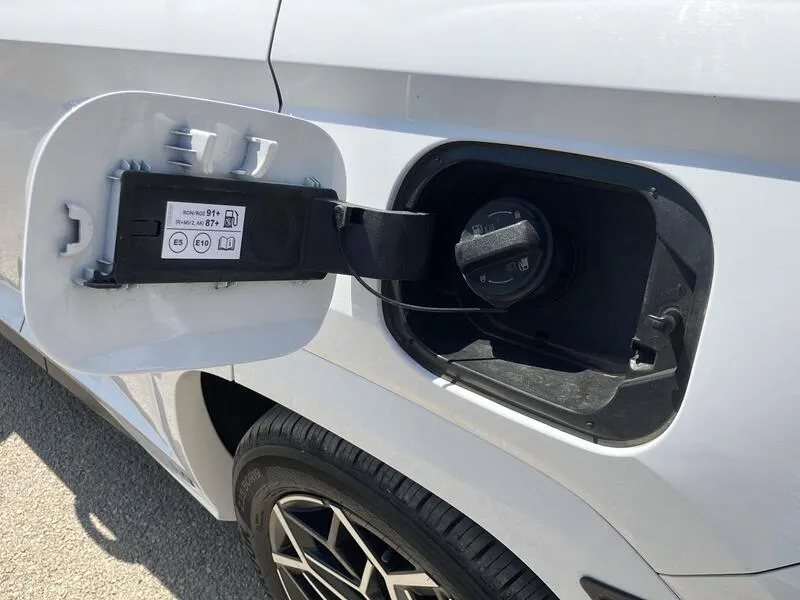 Hyundai Tucson 1.6 T-GDi 48V N-Line Sky - foto 40