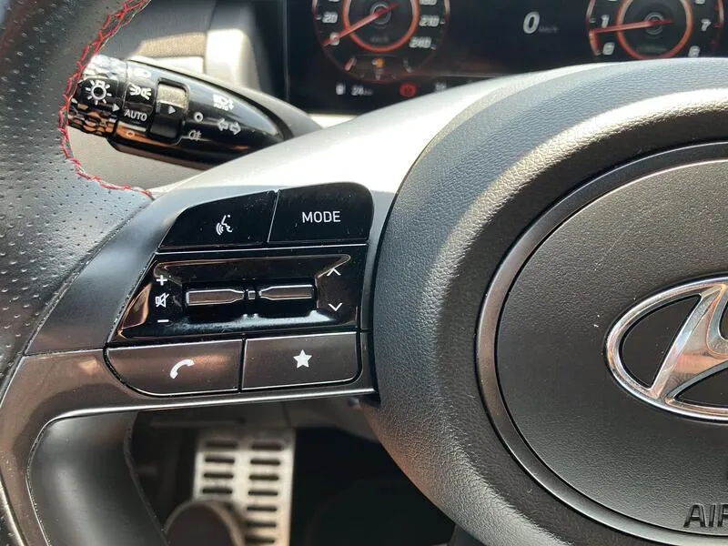 Hyundai Tucson 1.6 T-GDi 48V N-Line Sky - foto 30