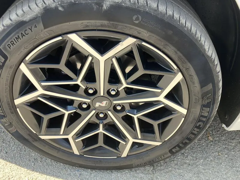 Hyundai Tucson 1.6 T-GDi 48V N-Line Sky - foto 37