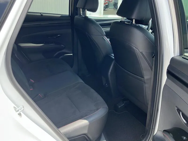 Hyundai Tucson 1.6 T-GDi 48V N-Line Sky - foto 22