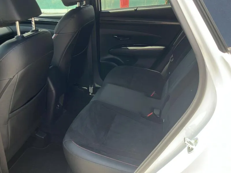 Hyundai Tucson 1.6 T-GDi 48V N-Line Sky - foto 16