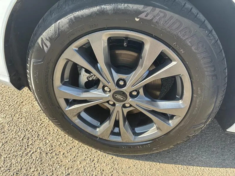 Ford Kuga ST-Line 2.5 - foto 28