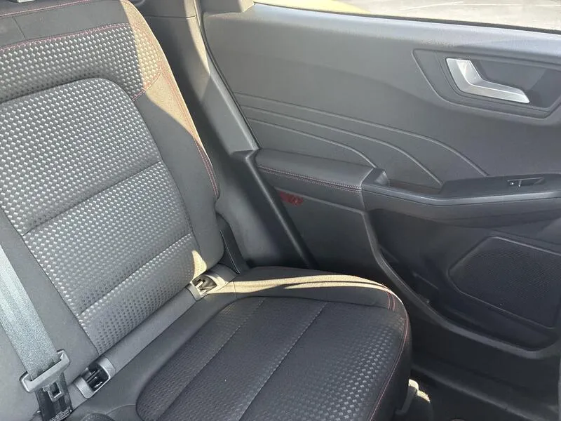 Ford Kuga ST-Line 2.5 - foto 24