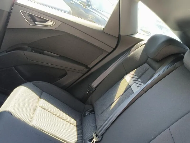 Audi Q4 e-tron Sportback S line 40 e-tron - foto 34