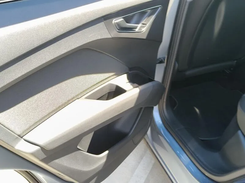 Audi Q4 e-tron Sportback S line 40 e-tron - foto 36