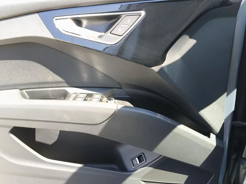 Audi Q4 e-tron Sportback S line 40 e-tron - foto 31