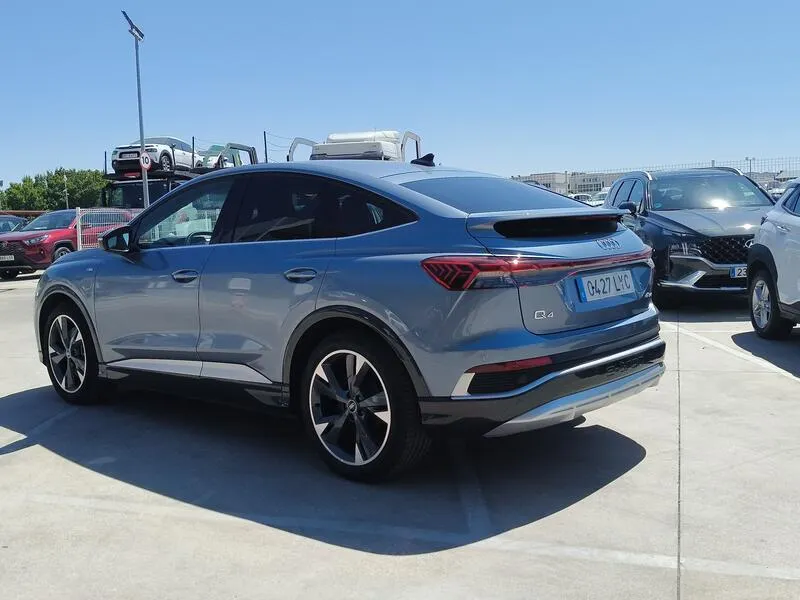 Audi Q4 e-tron Sportback S line 40 e-tron - foto 4