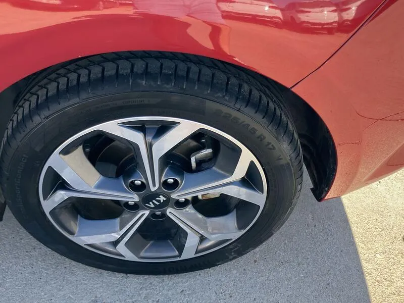 Kia XCeed 1.0 T-GDi Tech - foto 22