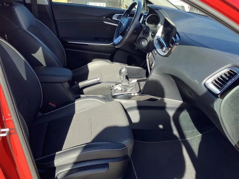 Kia XCeed 1.0 T-GDi Tech - foto 29