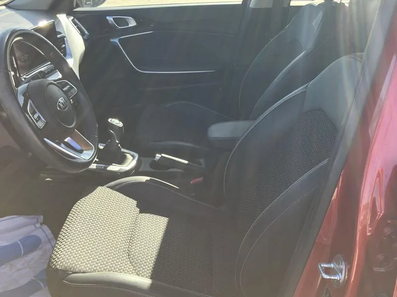 Kia XCeed 1.0 T-GDi Tech - foto 12