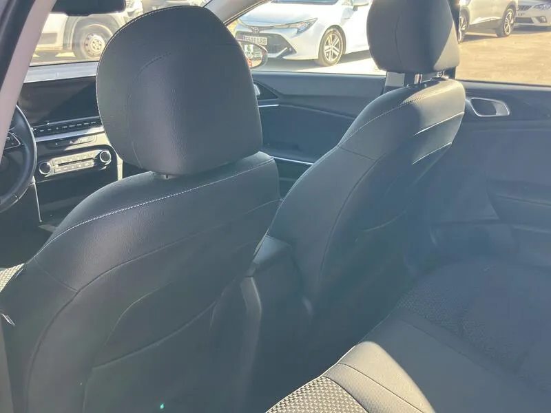 Kia XCeed 1.0 T-GDi Tech - foto 35