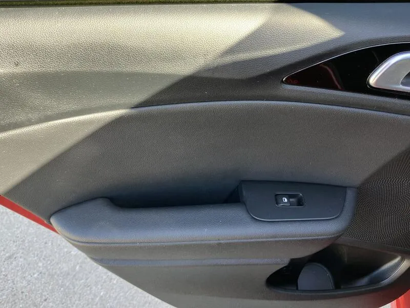 Kia XCeed 1.0 T-GDi Tech - foto 36