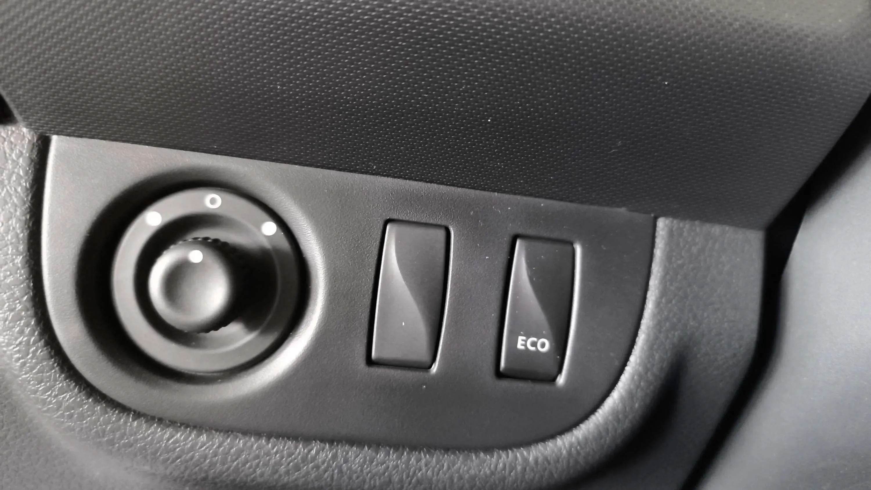 Dacia Sandero Comfort TCe - foto 22