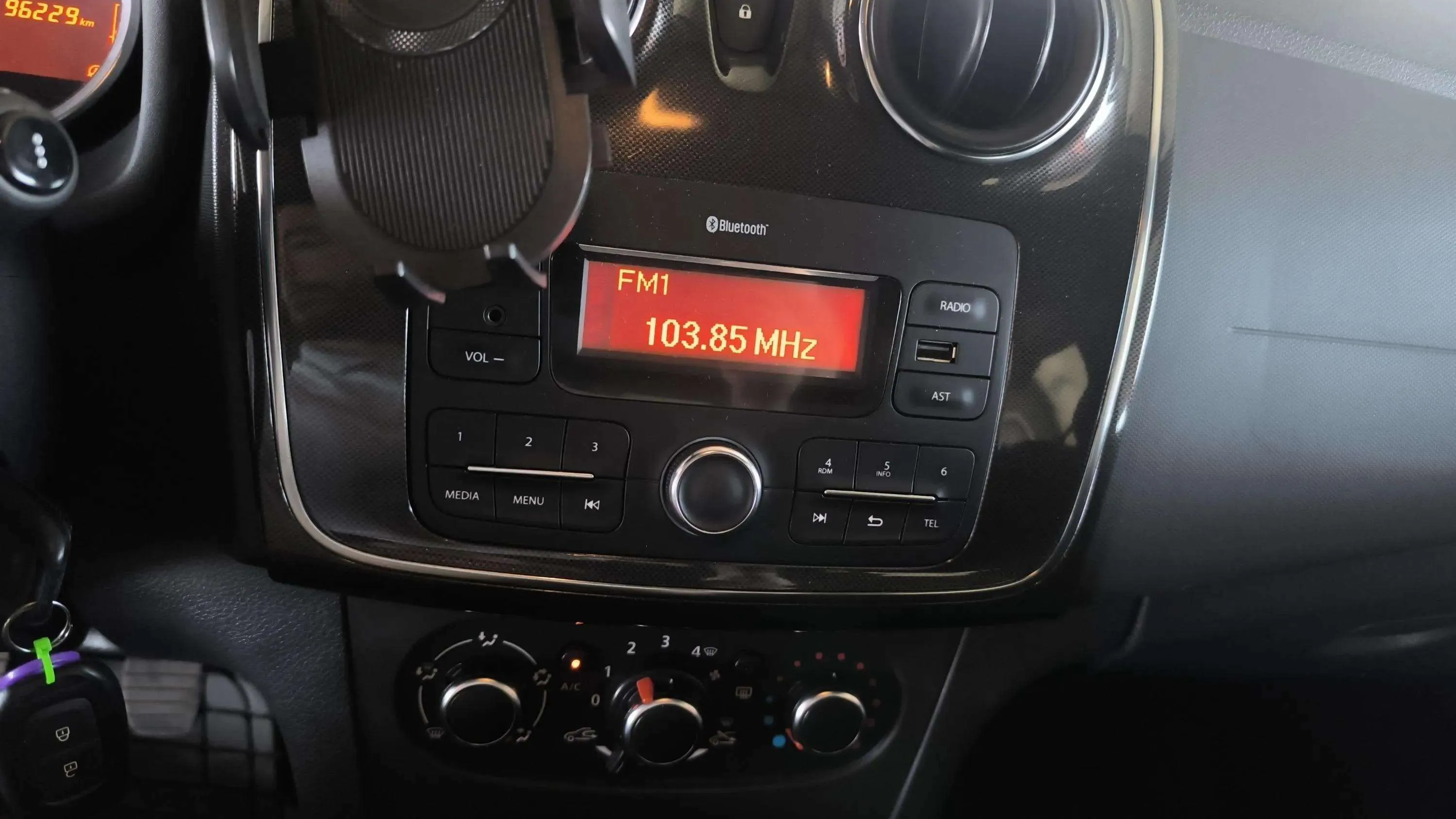 Dacia Sandero Comfort TCe - foto 16