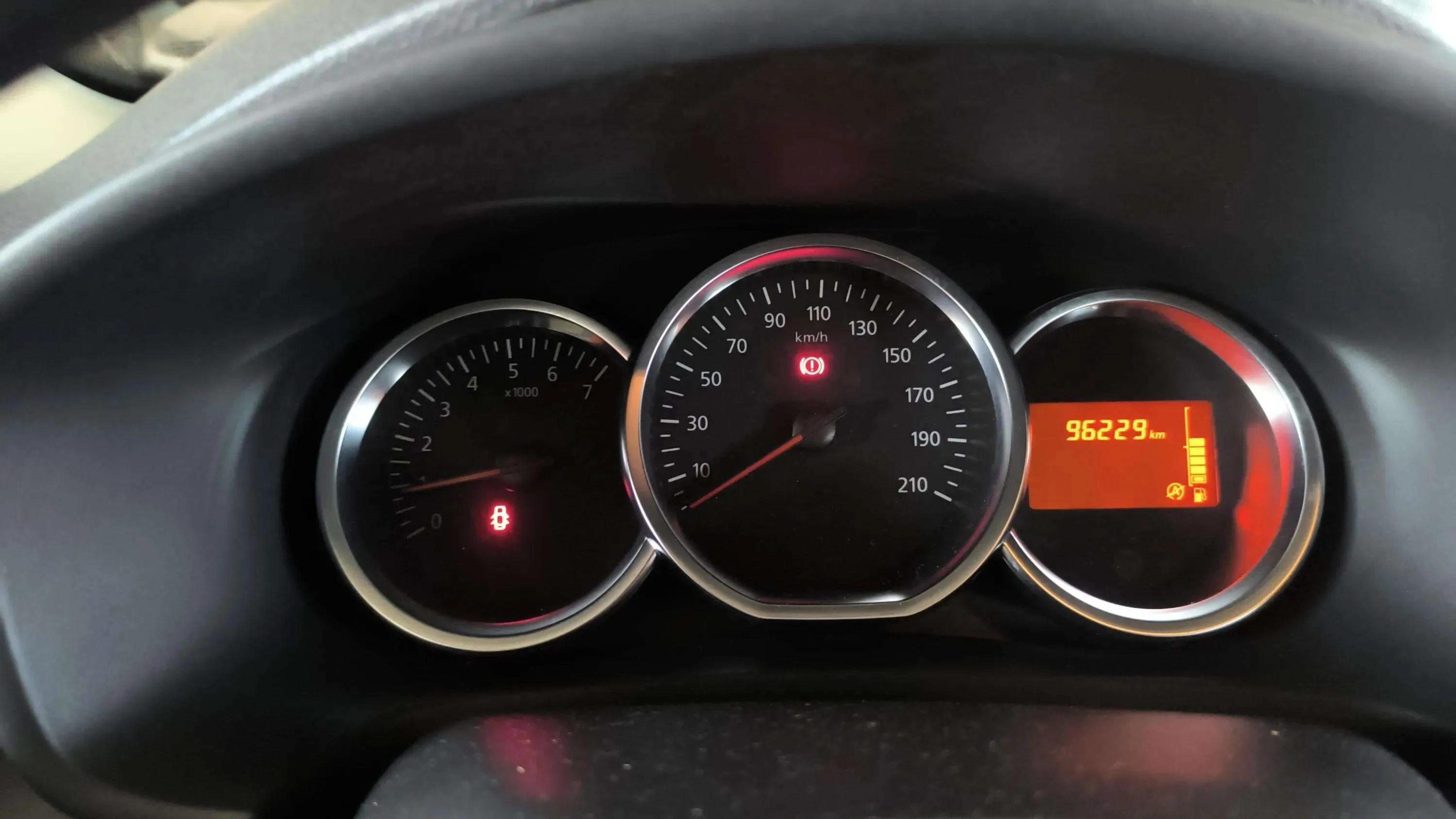 Dacia Sandero Comfort TCe - foto 12